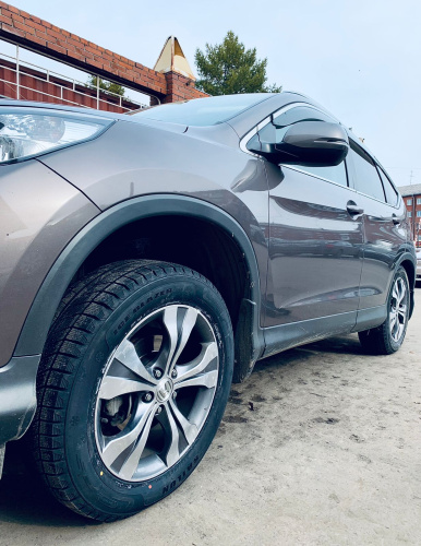 фото протектора и шины Ice Blazer Arctic EVO Шина Sailun Ice Blazer Arctic EVO 245/60 R18 105H